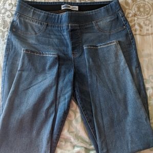 NWOT Old Navy Rockstar jeggings